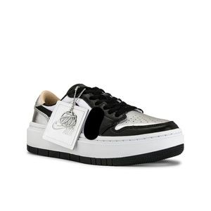 Jordan 1 elevate low in metallic/barely worn